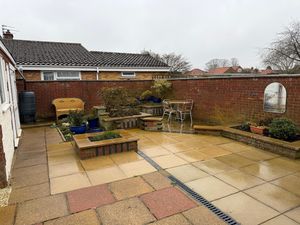 Photo 11- click for photo gallery